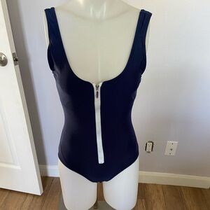 One piece bathing suit with front zipper 🏊‍♀️